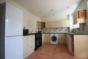 Kitchen - click for photo gallery